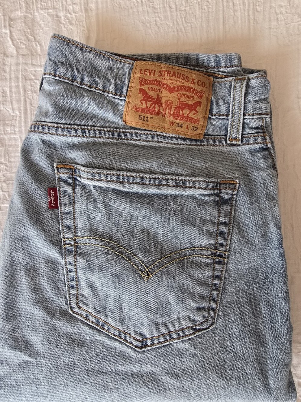 EUC Levi's Men's Light Blue 511 Slim Jeans 34x32